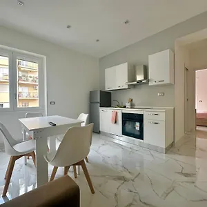 https://houses-of.it-romehotels.com